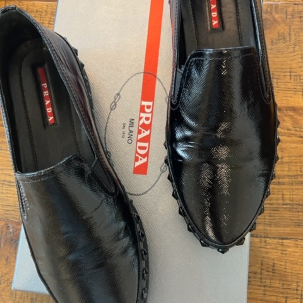 PRADA LOAFER